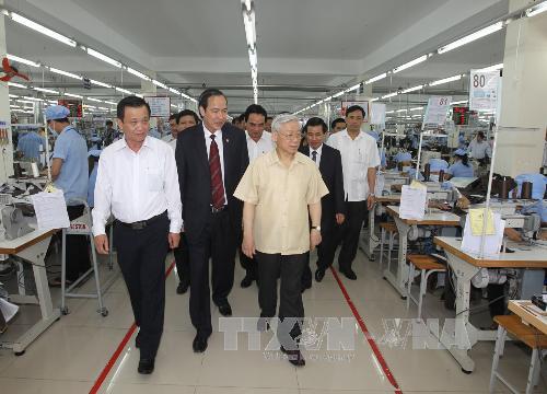 អគ្កលេខាបក្សកម្មុយនិស្តវៀតណាមទៅពំពេញ ទស្សនកិច្ចការងារនៅទីក្រុង Da Nang។